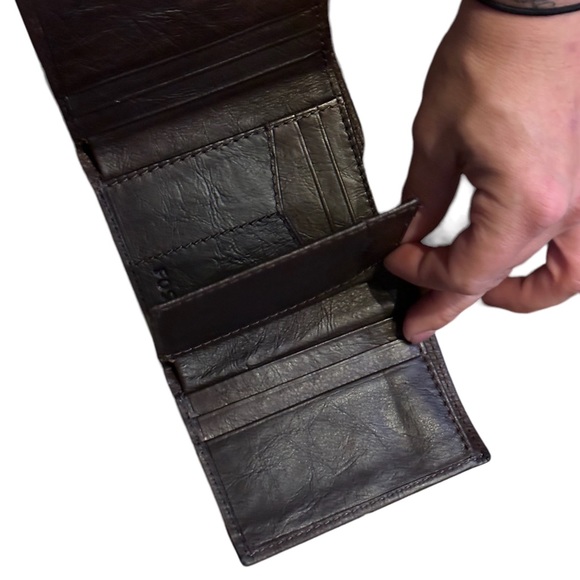 Mens Fossil Wallet - Picture 5 of 6